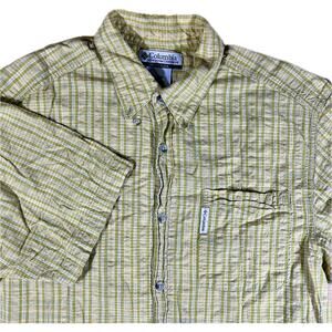 Columbia Sportswear Yellow & Green Stripe Plaid Short Sleeve Shirt Green Mens M